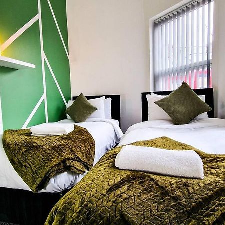 Beautiful Flat On Breck Road Apartment Liverpool Bagian luar foto