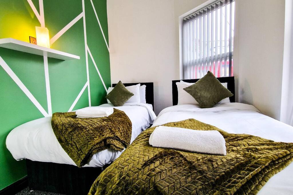 Beautiful Flat On Breck Road Apartment Liverpool Bagian luar foto